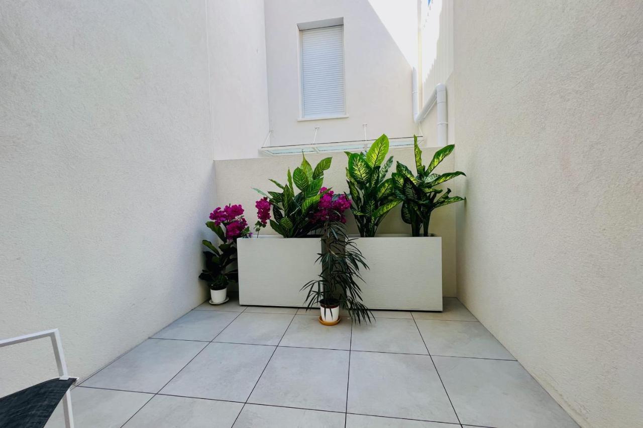 Villa Marie 1 - Superbe Appartement Climatise 2 Chambres Vue Mer Le Grau-du-Roi Eksteriør billede