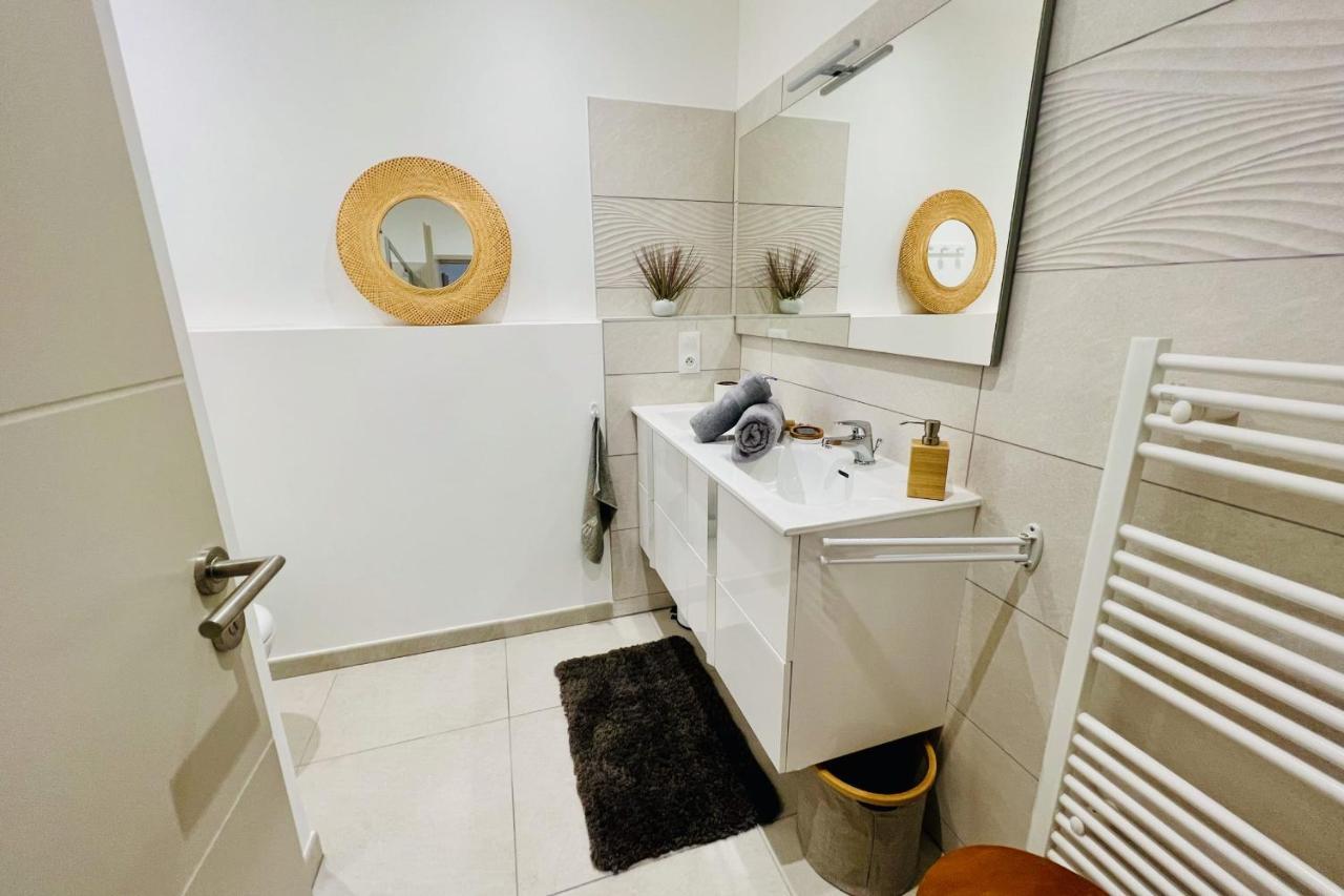 Villa Marie 1 - Superbe Appartement Climatise 2 Chambres Vue Mer Le Grau-du-Roi Eksteriør billede